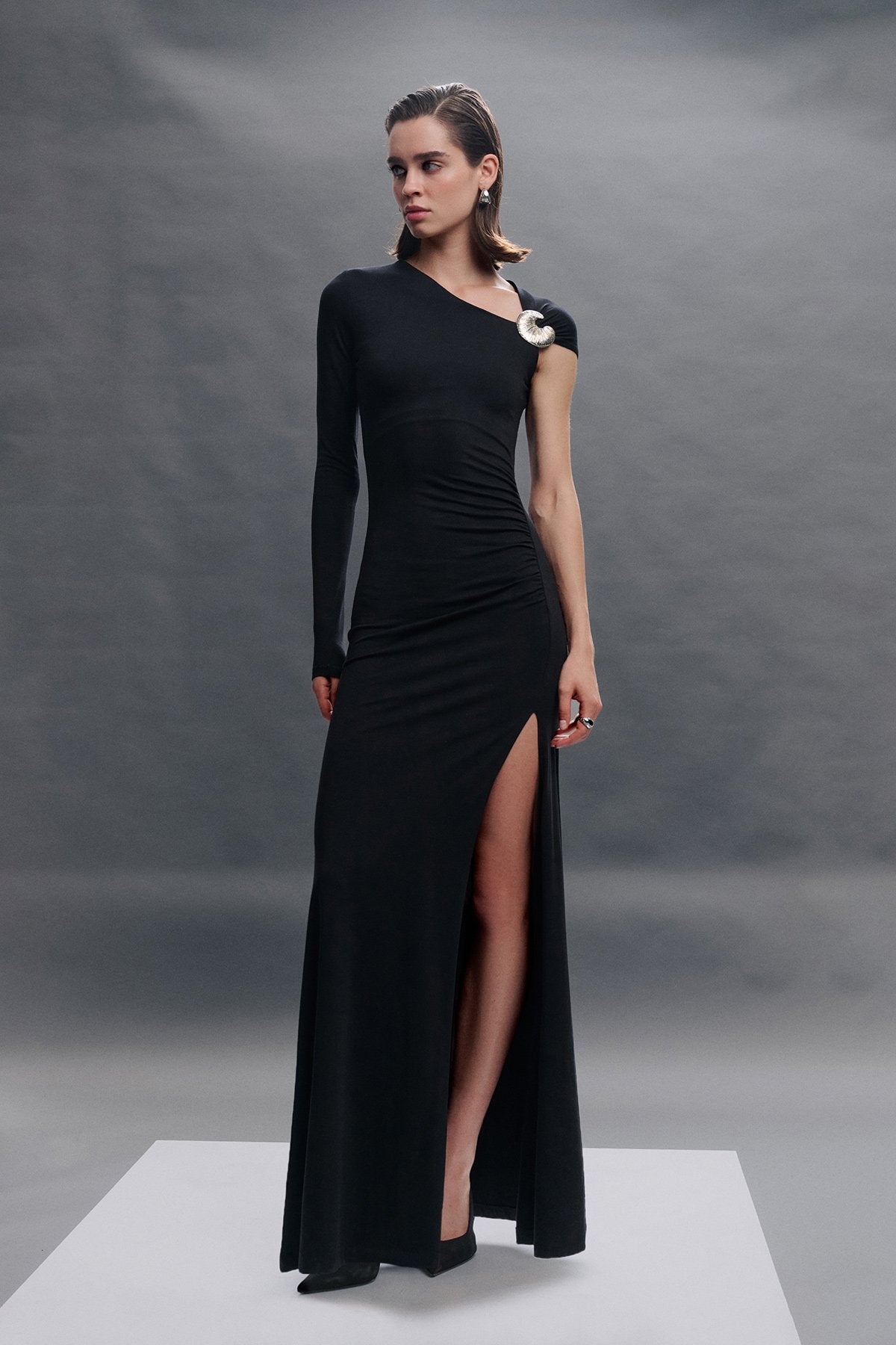 Accessory Detailed Dress