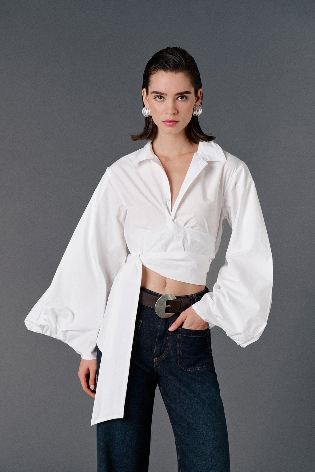 Cropped Balloon Sleeve Shirt - White