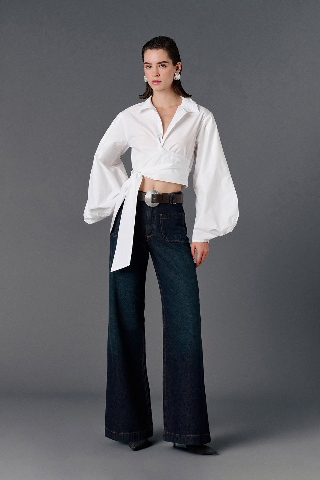 Cropped Balloon Sleeve Shirt - White